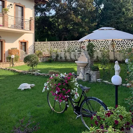 Frühstückspension Ca Reginella 4*