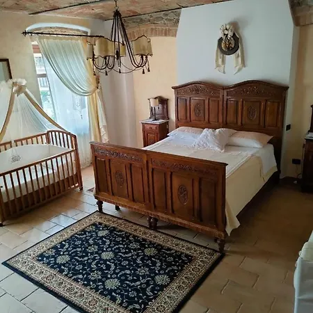 Couette-café Ca Reginella 4*