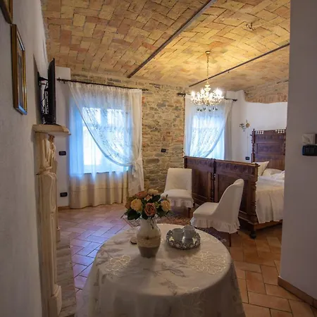 Cà Reginella Couette-café Diano dʼAlba