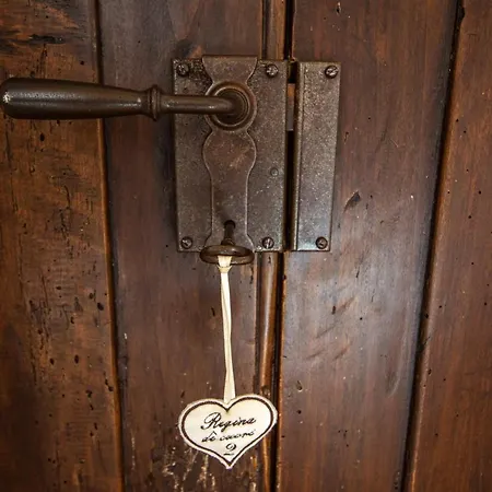 Ca Reginella Couette-café Diano dʼAlba