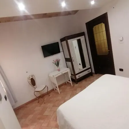 Couette-café Ca Reginella Diano dʼAlba