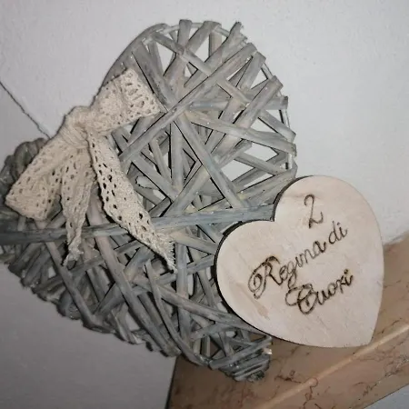 Ca Reginella Couette-café Diano dʼAlba